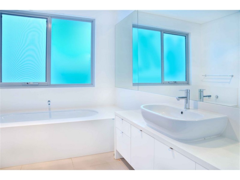 8 The Pointe, Bella Vista NSW 2153