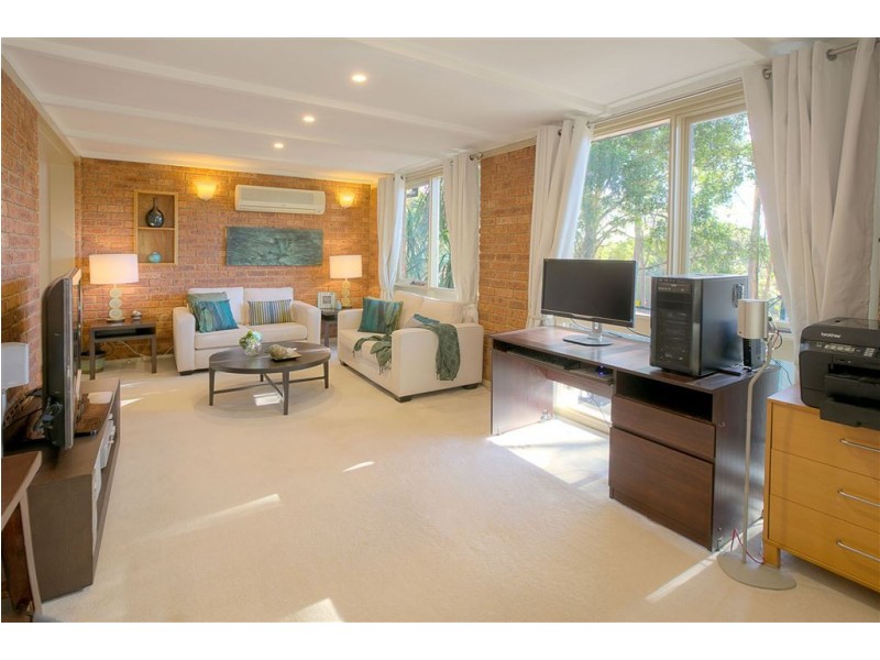8 Rajola Place, North Rocks NSW 2151