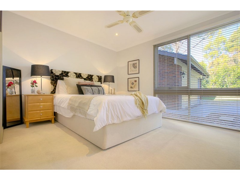 8 Rajola Place, North Rocks NSW 2151