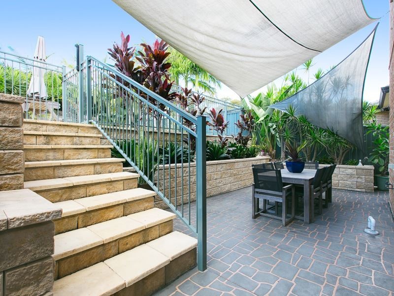 8 Kelvin Grove, Winston Hills NSW 2153