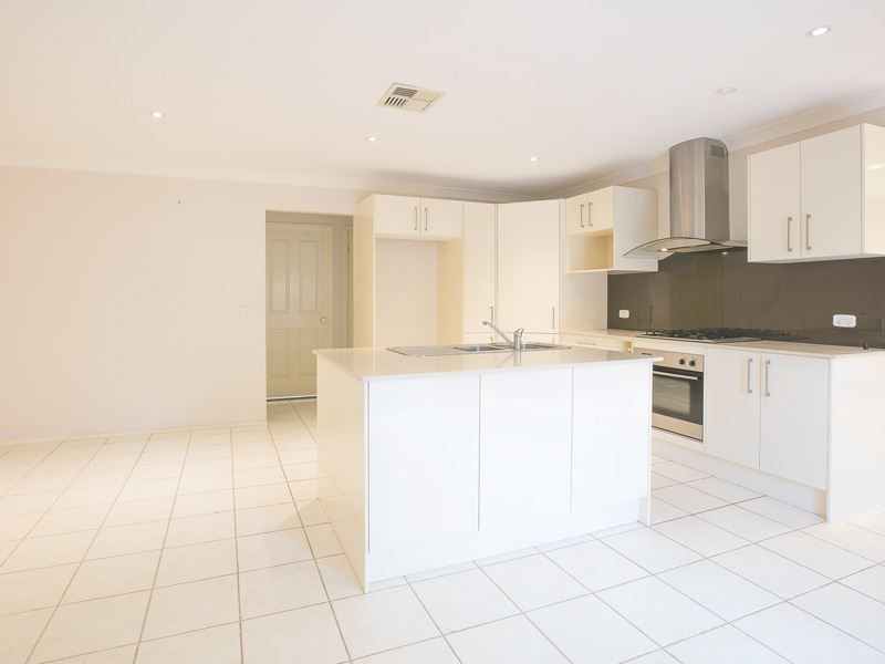 22 Atlantic Place, Beaumont Hills NSW 2155