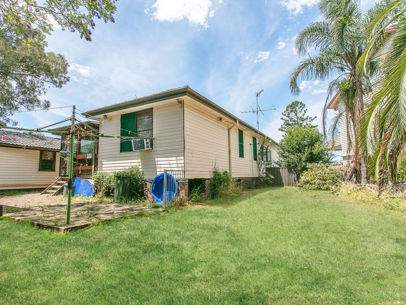15 Koorabel Road, Lalor Park NSW 2147