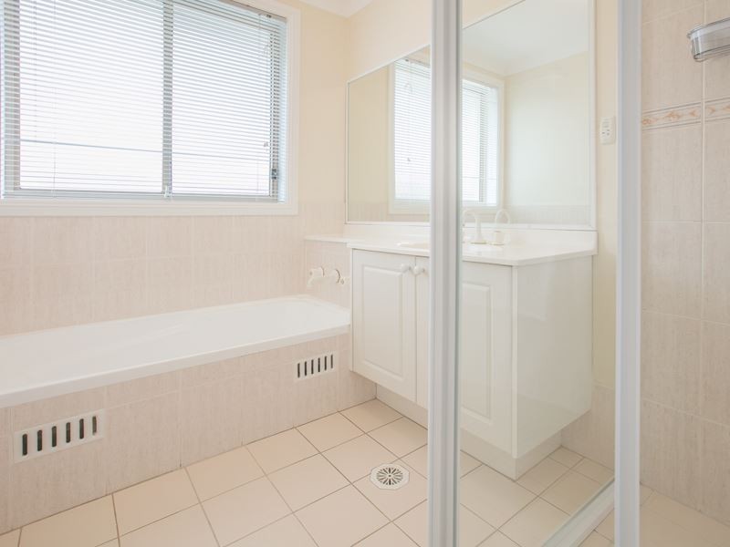 10 Cattai Creek Drive, Kellyville NSW 2155