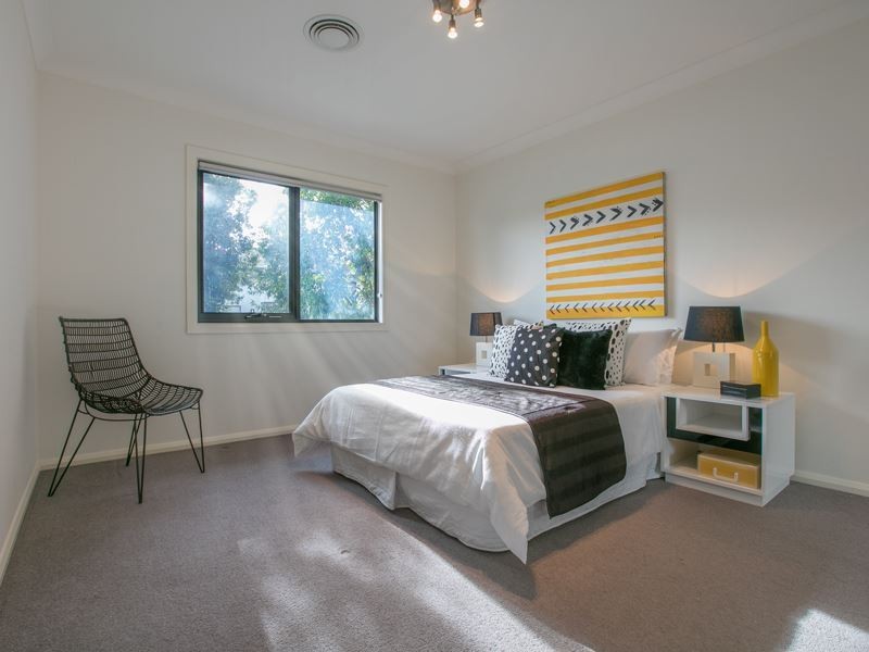 15 Baronia Circuit, Castle Hill NSW 2154