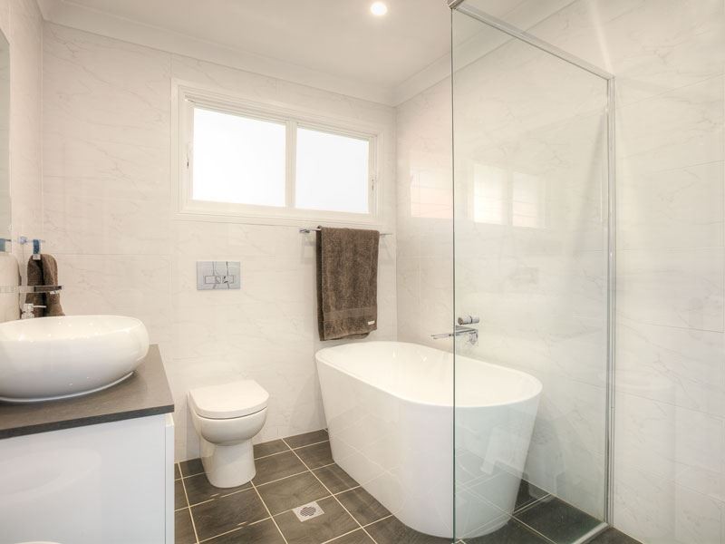 2 Wade Place, Kings Langley NSW 2147