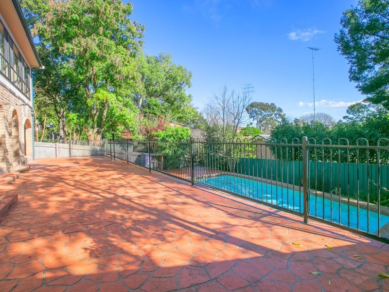 11 Reiby Drive, Baulkham Hills NSW 2153