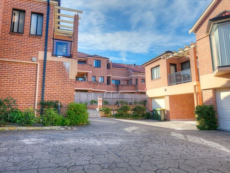 1/3-7 Windermere Ave, Northmead NSW 2152