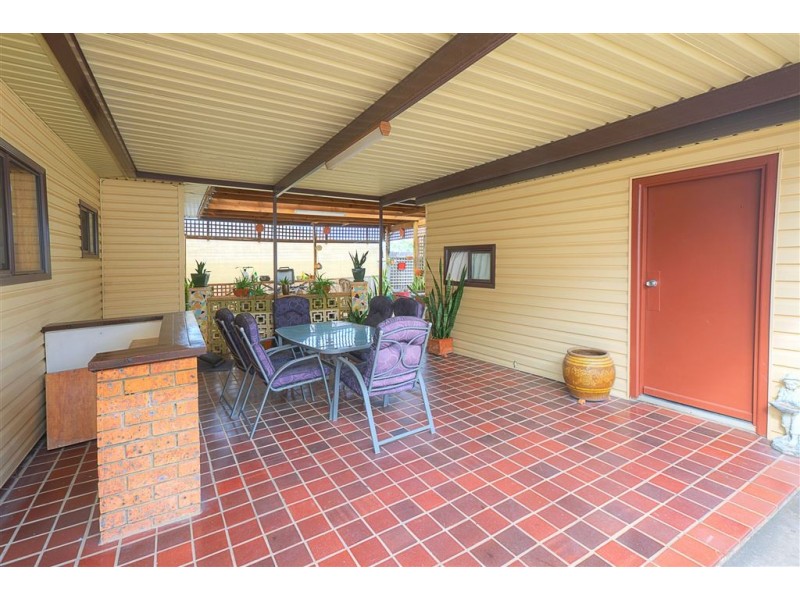 8 Holmes Street, Lalor Park NSW 2147