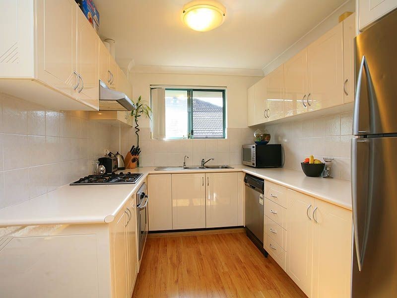 10/152-156 Station Street, Wentworthville NSW 2145