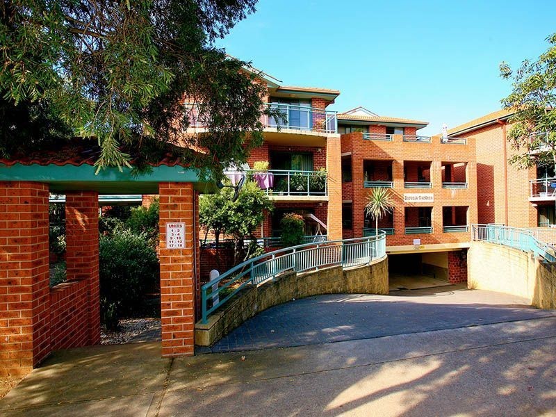 10/152-156 Station Street, Wentworthville NSW 2145