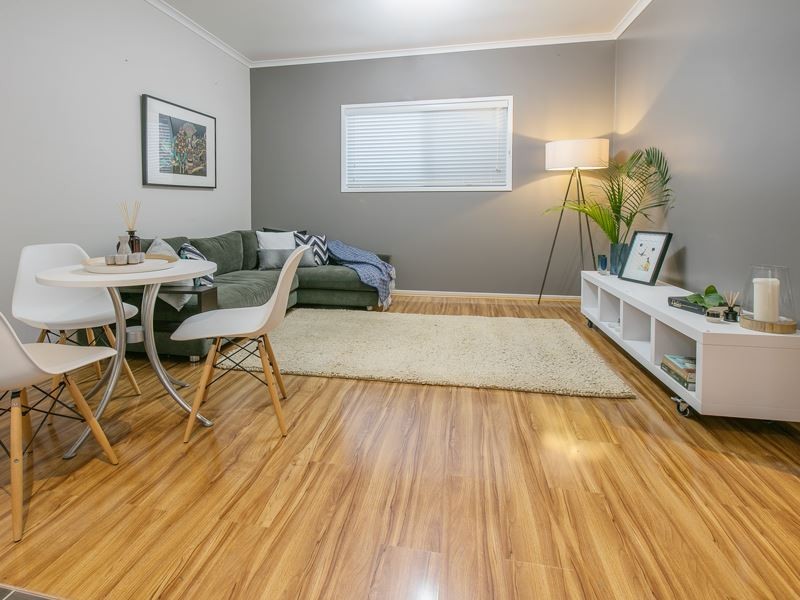 2b Moir Avenue, Northmead NSW 2152