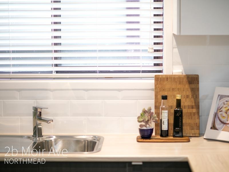 2b Moir Avenue, Northmead NSW 2152