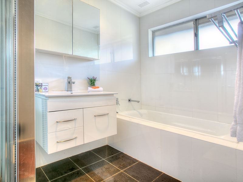 2 Darrambal Avenue, Baulkham Hills NSW 2153