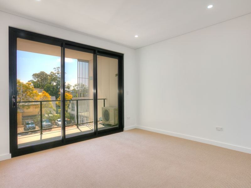 10/13 Old Northern Road, Baulkham Hills NSW 2153