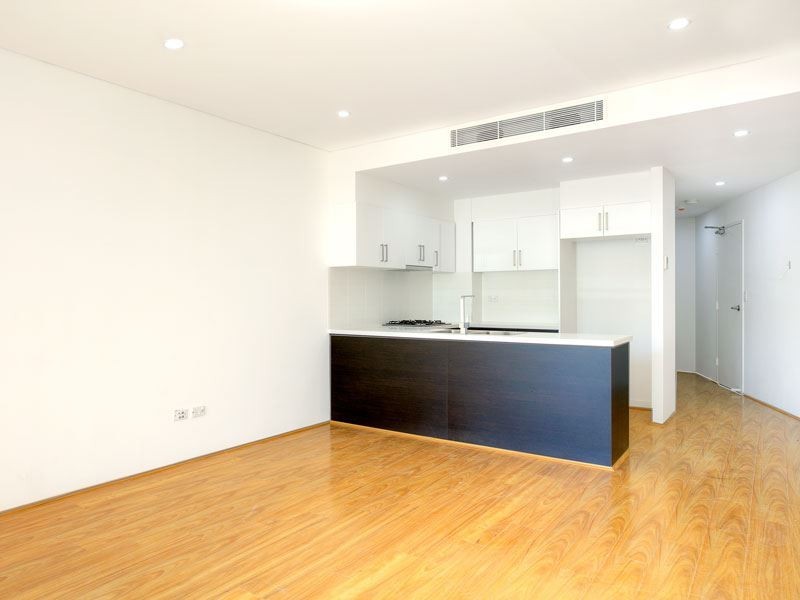 10/13 Old Northern Road, Baulkham Hills NSW 2153