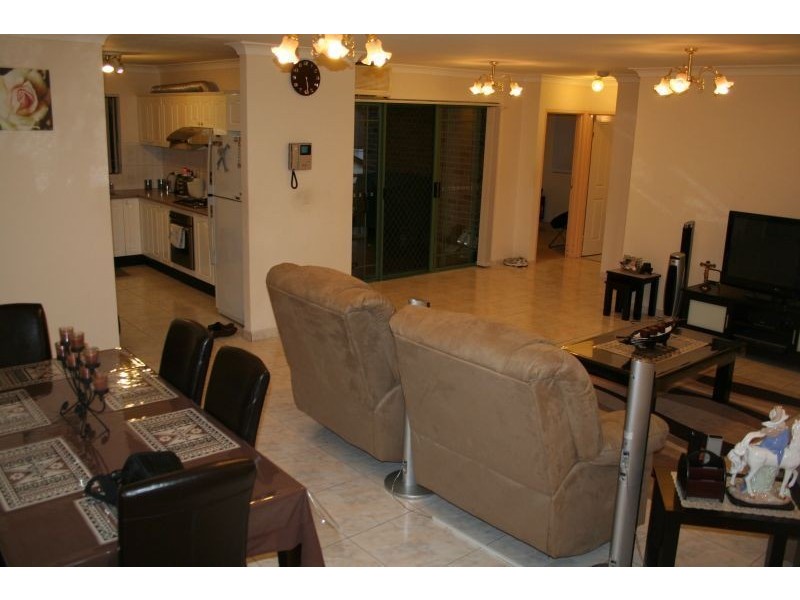 7/9 cairds, Bankstown NSW 2200