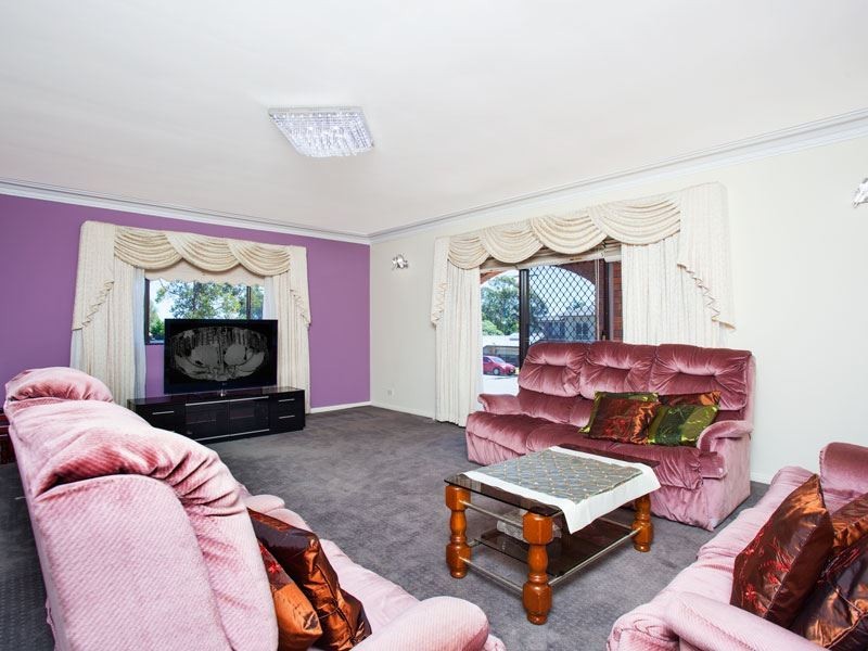 161 Caroline Chisholm Drive, Winston Hills NSW 2153