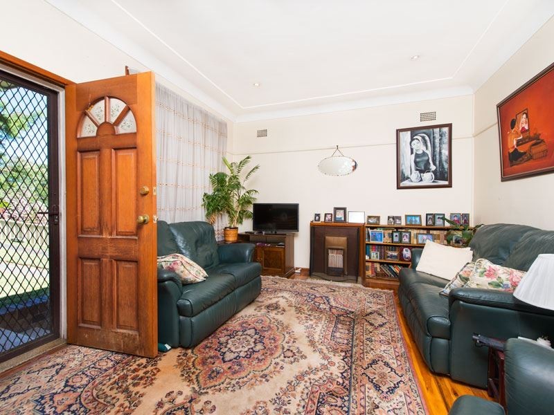 43 Freeman Street, Lalor Park NSW 2147