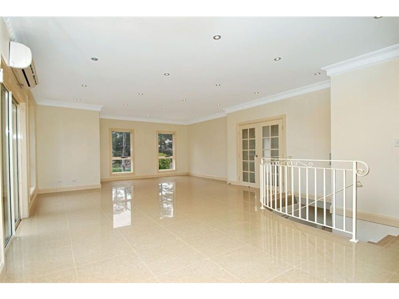 35 Cook Street, Baulkham Hills NSW 2153