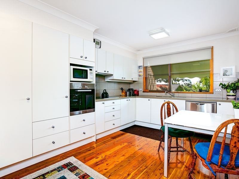 17 Carver Crescent, Baulkham Hills NSW 2153