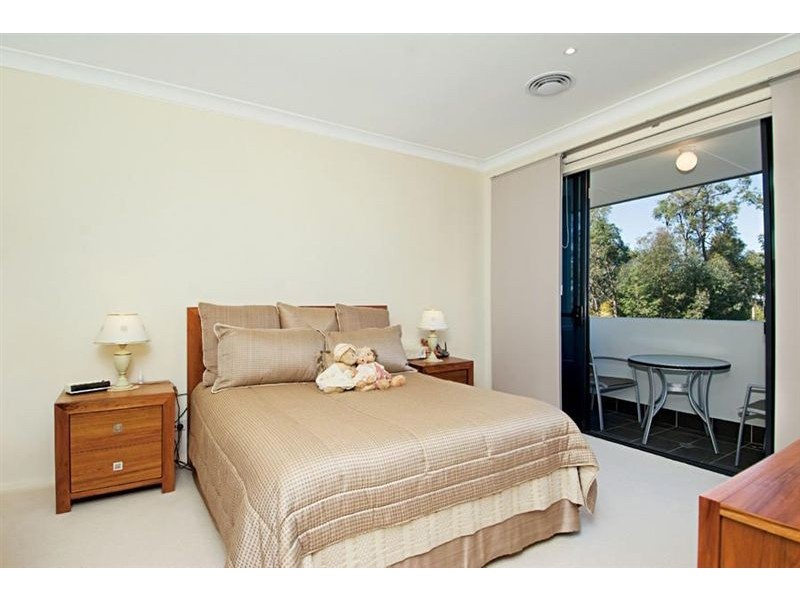 11 San Giorgio Cct, Castle Hill NSW 2154