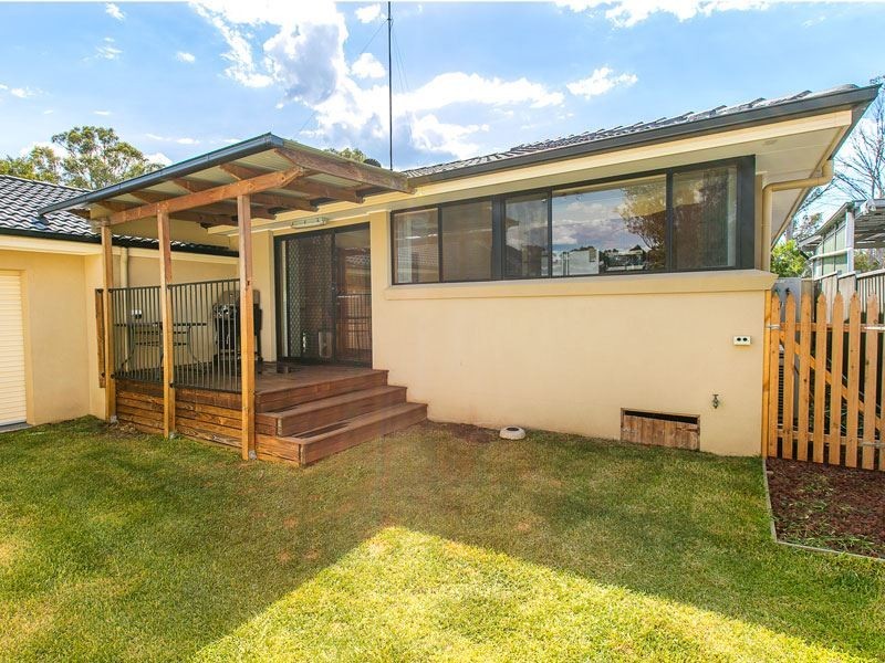 14 Lincoln Drive, Cambridge Park NSW 2747
