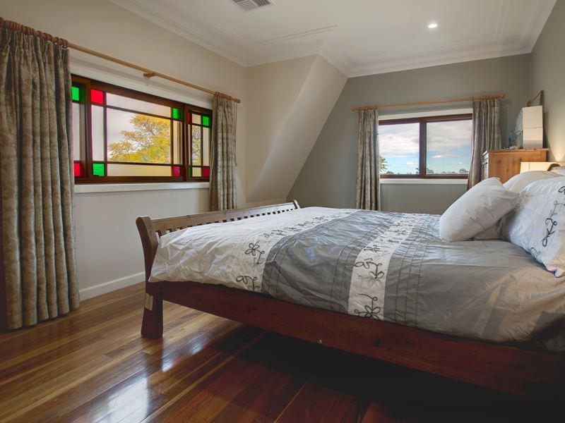 1 Livingstone Avenue, Baulkham Hills NSW 2153