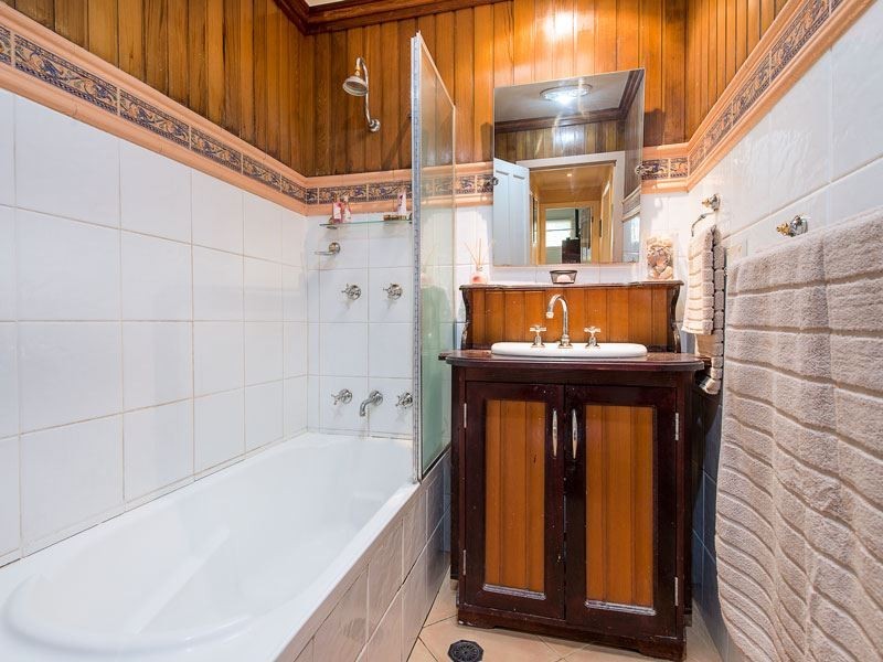 43 Bryson Street, Toongabbie NSW 2146