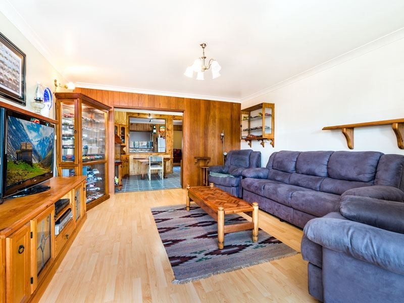 13 Danny Road, Lalor Park NSW 2147