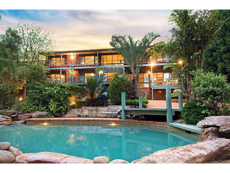 40 Ulundri Drive, Castle Hill NSW 2154