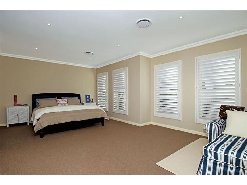 10 Finch Place, Castle Hill NSW 2154