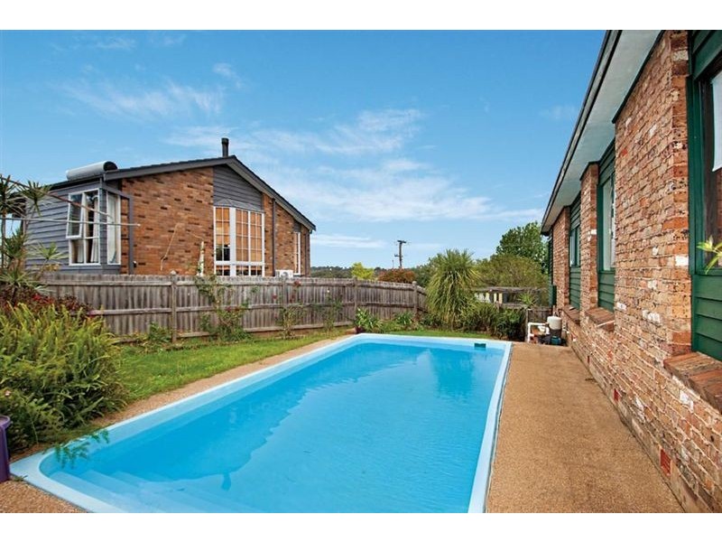 2 Buckleys Road, Winston Hills NSW 2153