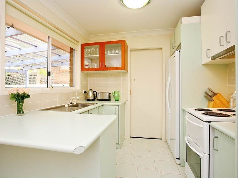 9 Dee Place, Prospect NSW 2148