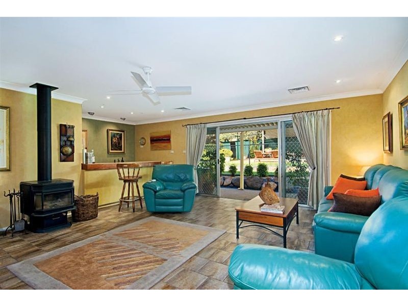 10 Berrigan Street, Winston Hills NSW 2153