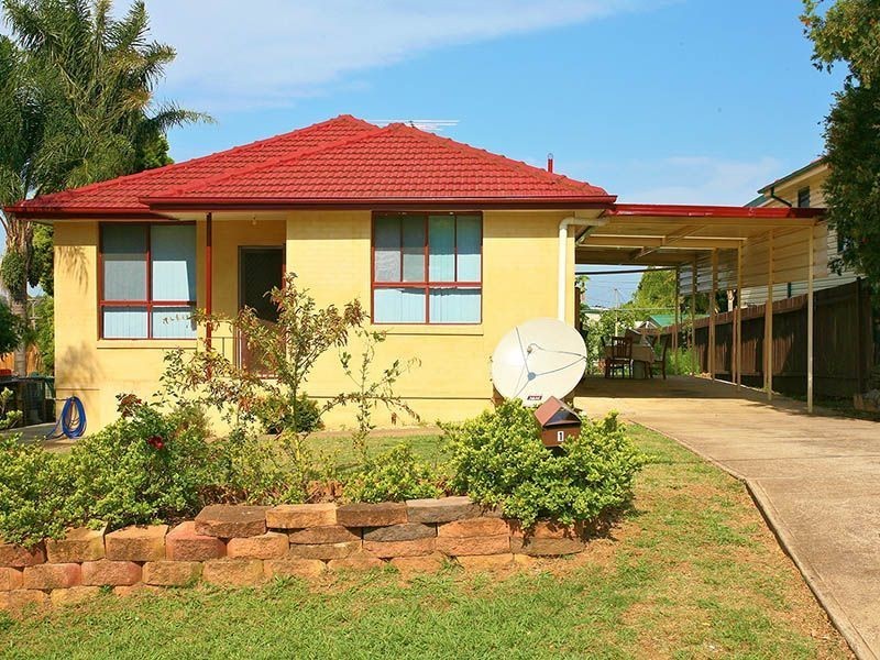 1 John Dwyer Road, Lalor Park NSW 2147