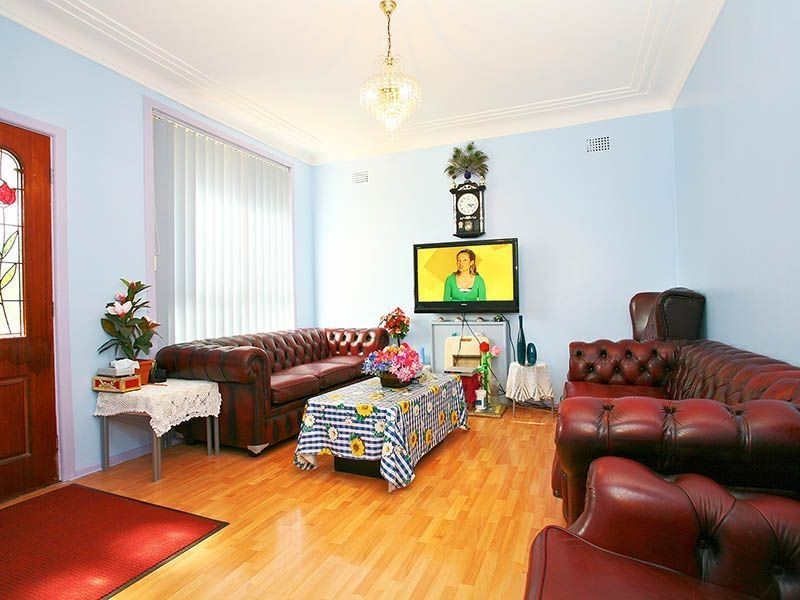 1 John Dwyer Road, Lalor Park NSW 2147