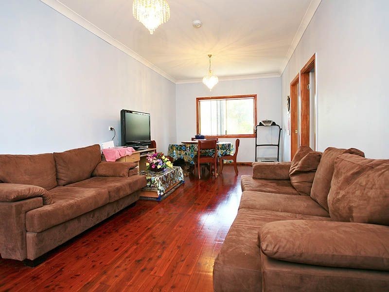 1 John Dwyer Road, Lalor Park NSW 2147