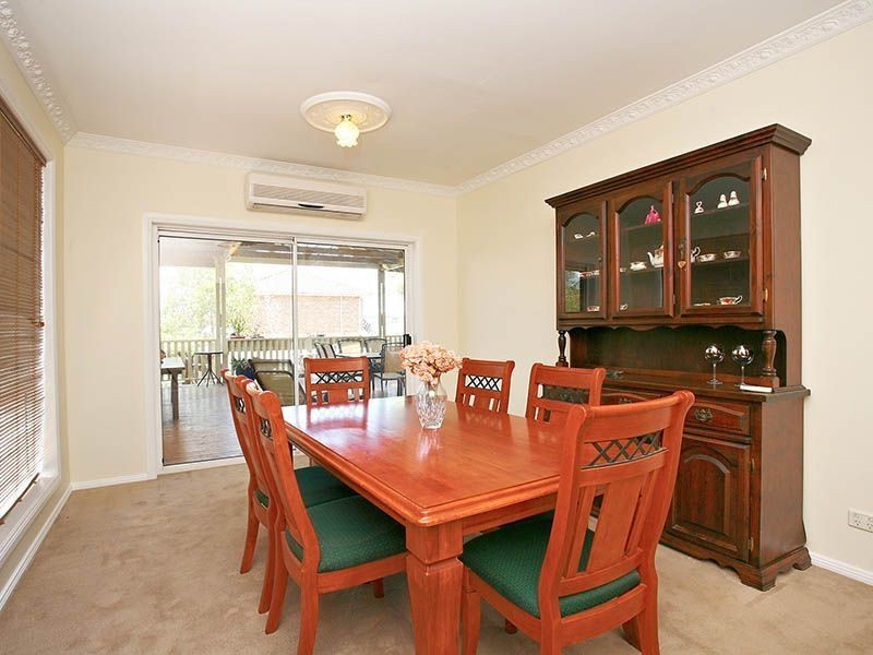 6 Chatres Street, St Clair NSW 2759