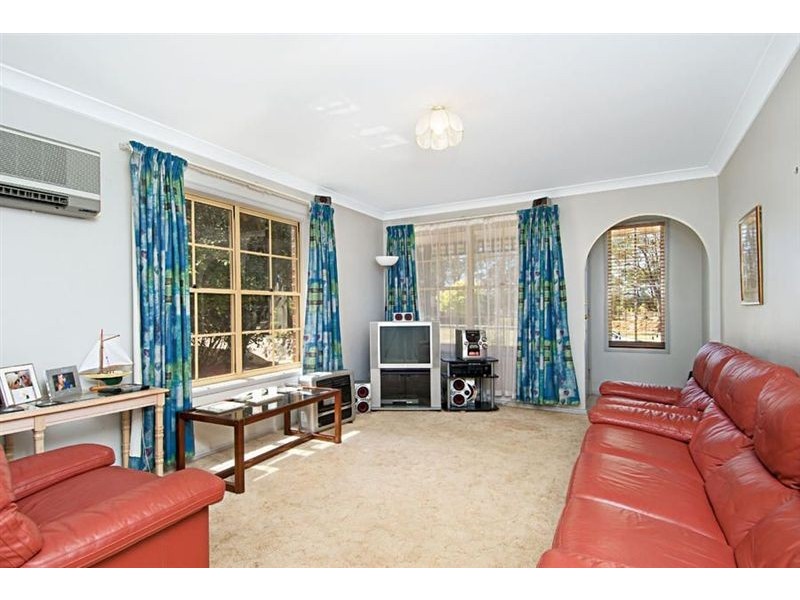 8a Manorhouse Boulevarde, Quakers Hill NSW 2763