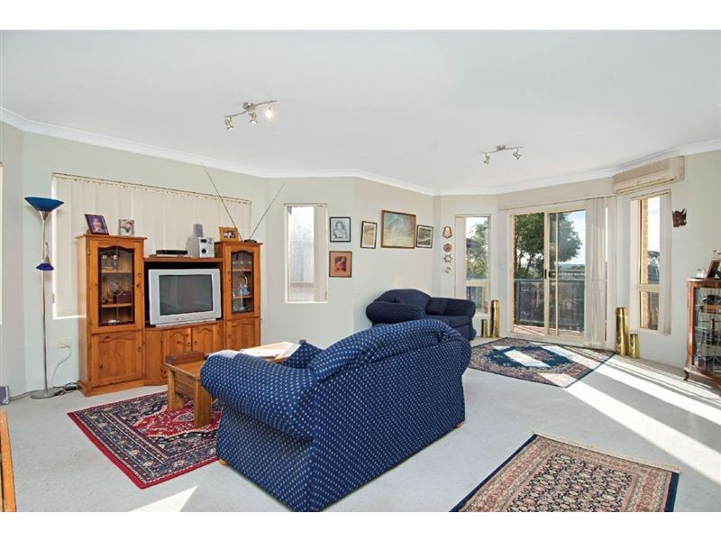 6/2-4 Railway Street, Baulkham Hills NSW 2153