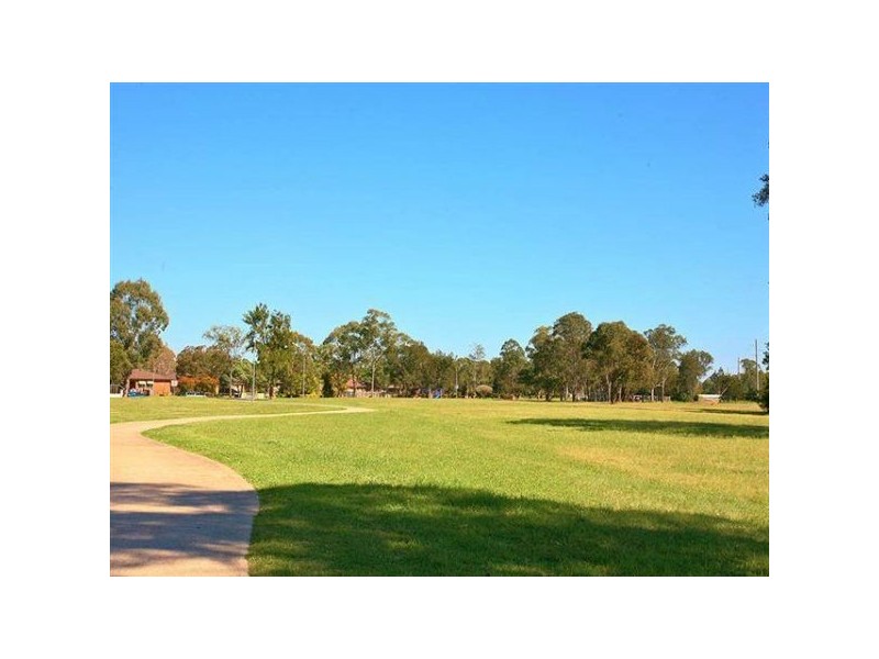 11 Caper Place, Quakers Hill NSW 2763