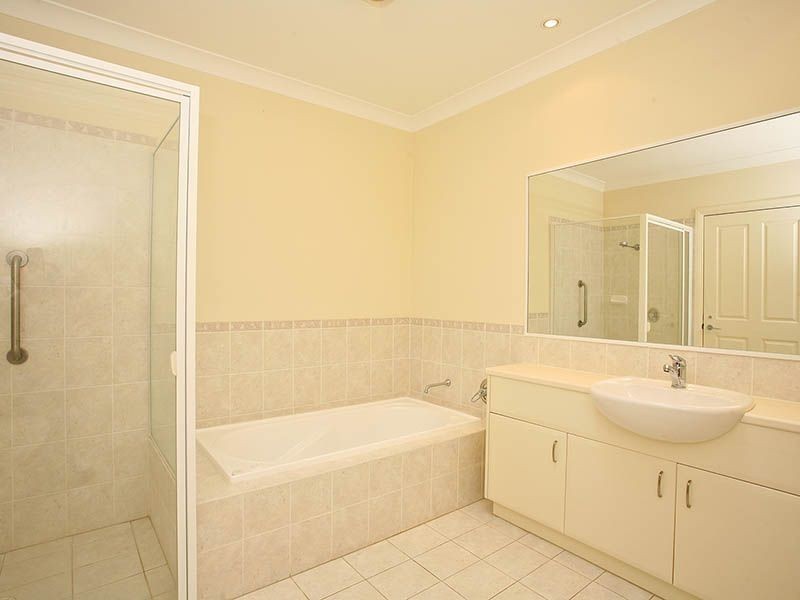 70 Fairhaven Circuit, Baulkham Hills NSW 2153