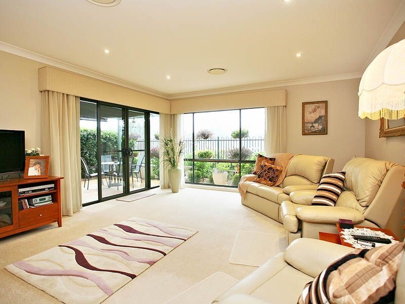 93 Longview Place, Baulkham Hills NSW 2153