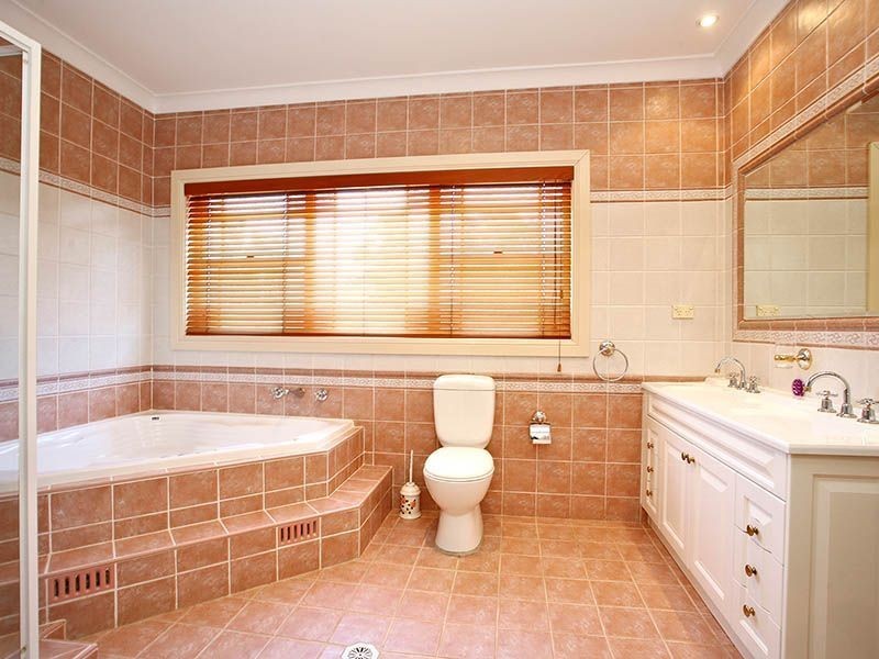 16 Meroo Street, Blacktown NSW 2148