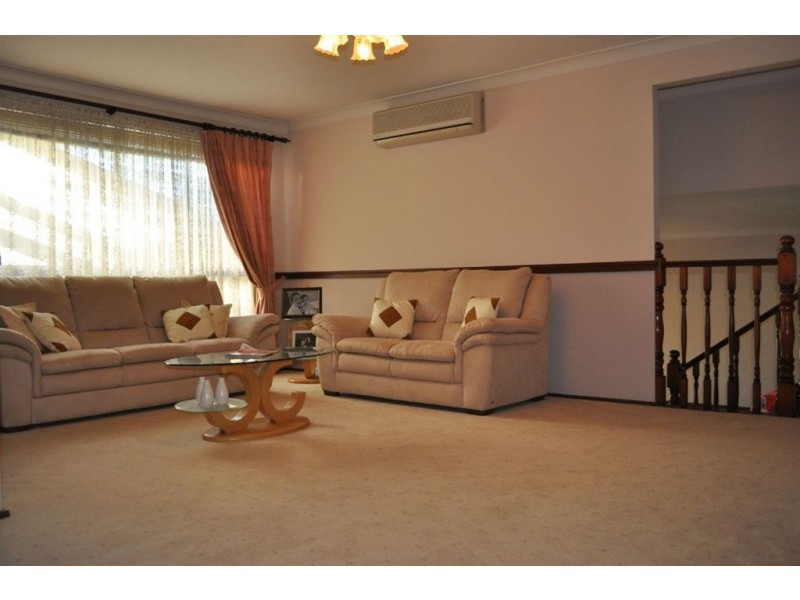 7 Englart Place, Baulkham Hills NSW 2153
