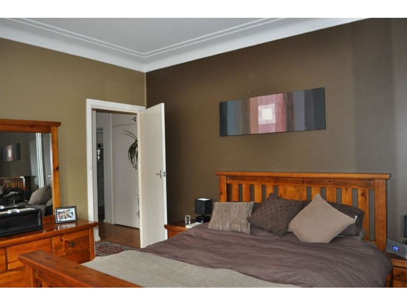 24 Dan Crescent, Castle Hill NSW 2154