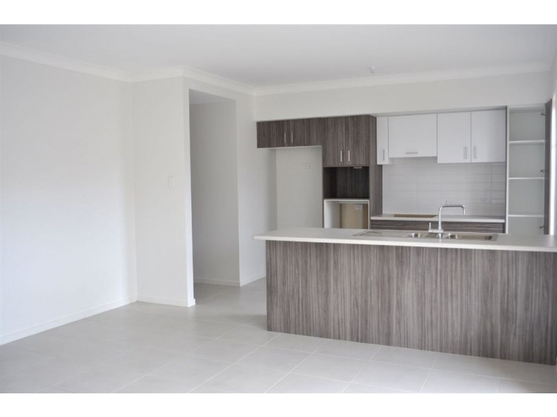 18 Driftway Drive, Pemulwuy NSW 2145