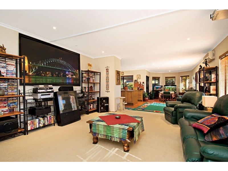 21 Peak Street, Glenwood NSW 2768