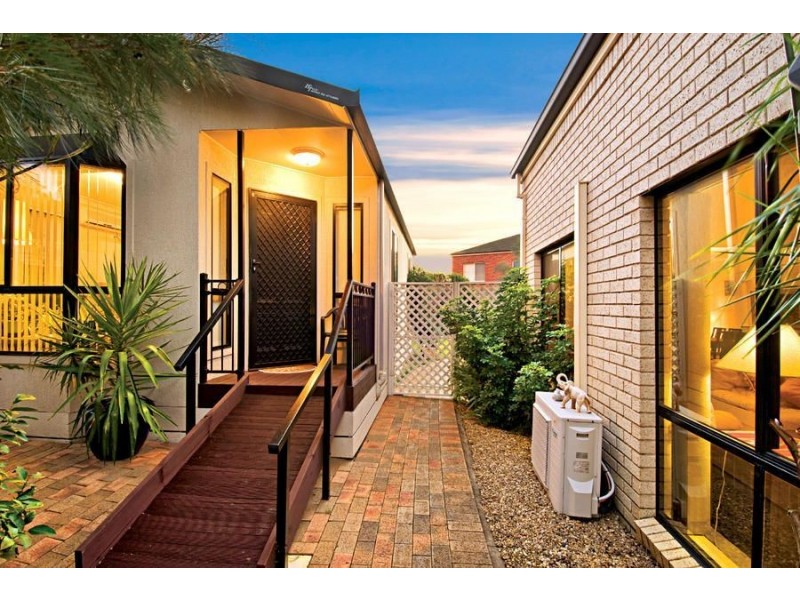 21 Peak Street, Glenwood NSW 2768