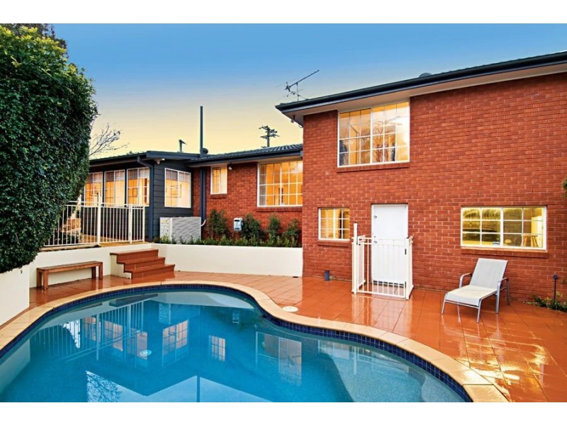 5 Lomond Crescent, Winston Hills NSW 2153